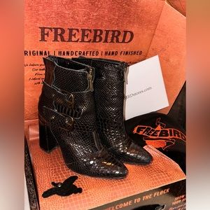FREEBIRD STYLE “JOEY” - Black Snake SIZE 8 WMN